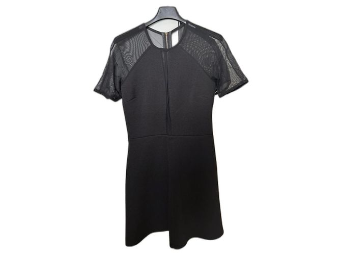Sandro Kleid Schwarz aus Polyester Größe T2