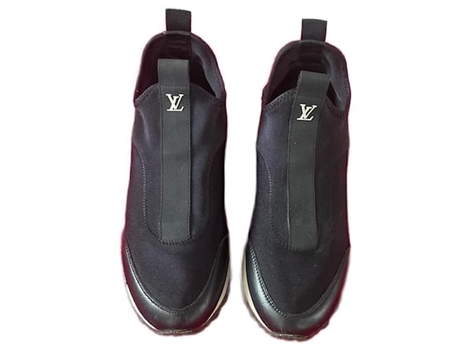 Louis Vuitton Sneakers Black Leather  ref.1063112
