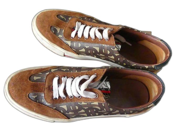 Baskets Burberry Marron en Toile et Daim