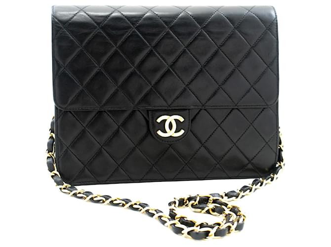 Classique Chanel matelassée Cuir Noir  ref.1064421