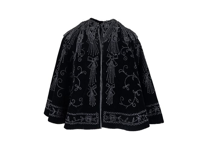 Autre Marque Colección Privée Capa Bordada Negro