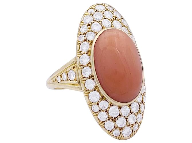 inconnue Ring, yellow gold, coral and diamonds  ref.1066455