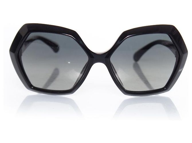 Chanel, Black hexagon sunglasses