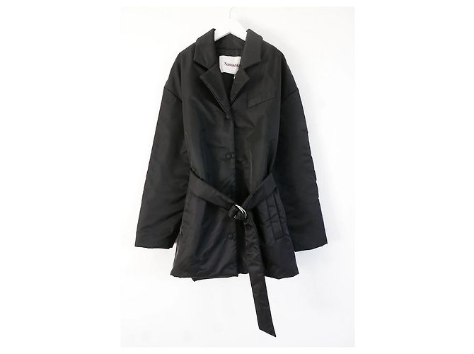 Abrigo acolchado de nailon Nanushka Liban Negro