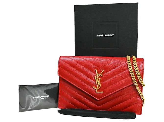 tas sling-bag Yves Saint Laurent Red Maroon SHW Wallet On Chain | Tinkerlust
