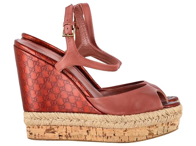 Sandálias de cunha Gucci Guccissima em couro marrom  ref.1068541