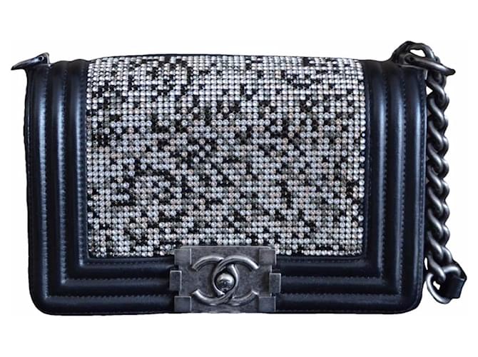 Mini bolso Chanel Boy con cristales Swarovski Negro Multicolor Hardware de plata Cuero  ref.1069107