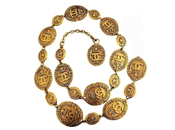 Vintage Gold Plated Chanel Necklace with Lion Head Decoration.