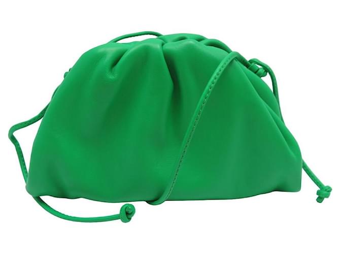 NEW BOTTEGA VENETA MINI POUCH CROSSBODY HAND BAG Green Leather  ref.1070730