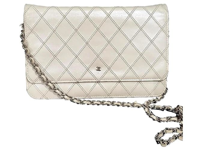 Chanel WALLET ON CHAIN BLANC BEIGE