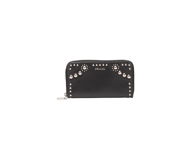 Prada Cartera de piel con tachuelas y cremallera alrededor Negro Cuero  ref.1071867