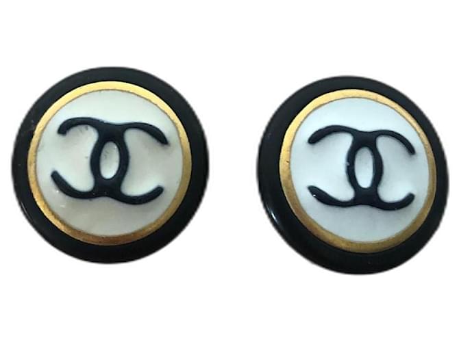 Chanel earrings - Collection 1997 Multiple colors Metal  ref.1072092