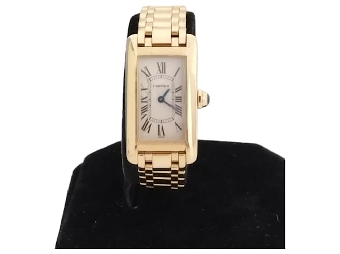 Cartier Tank Americaine Watch in Yellow Gold 18 carats Golden  ref.1072138