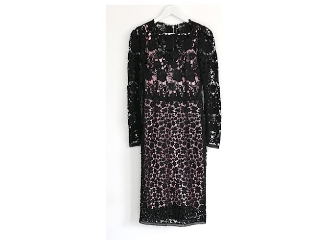 Dolce & Gabbana Vestido preto com renda guipure rosa forrado de seda  ref.1072542