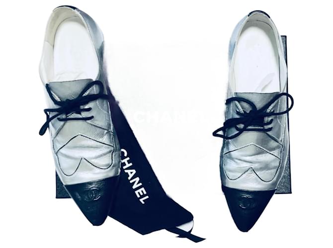 Chanel Chaussures oxford Cuir Noir Argenté  ref.1072637