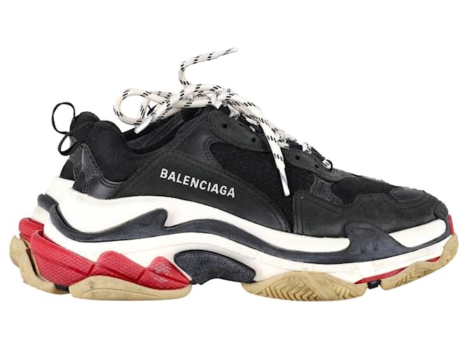 Balenciaga Triple S Sneakers in Black Polyester  ref.1072714