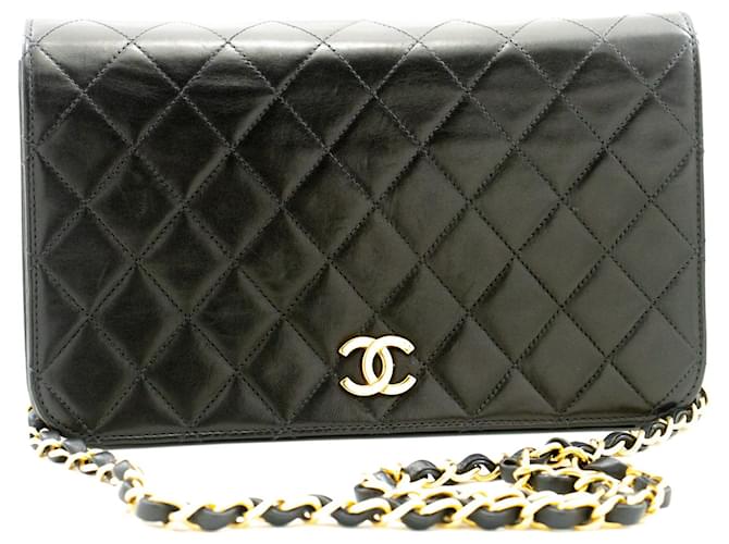 Chanel Wallet an der Kette Schwarz Leder  ref.1073525