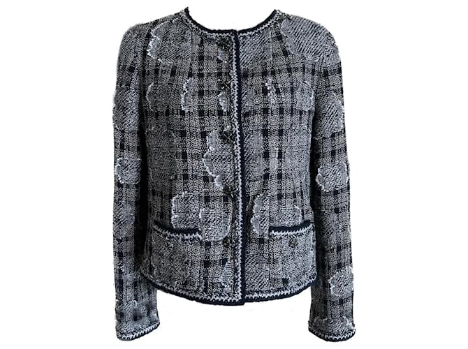 Chanel 9K$ Nuevo París/Chaqueta de tweed con botones joya de Nueva York Multicolor  ref.1076049