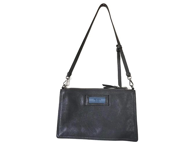 Prada Etikette-Minitasche