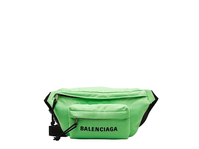 Balenciaga Sac banane en nylon 569978 en très bon état général Toile Vert  ref.1076539