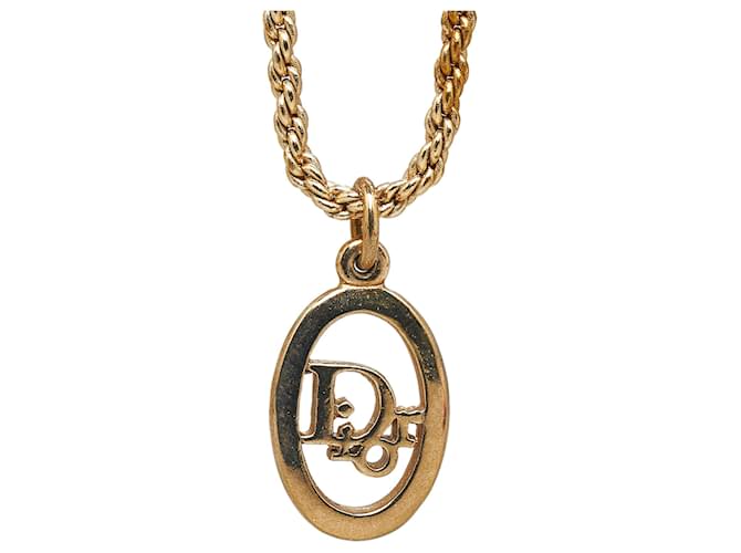 Collier à pendentif logo doré Dior Métal Plaqué or  ref.1076784