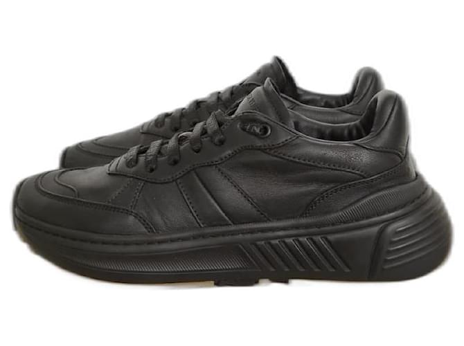 スニーカー BOTTEGA VENETA Woman Sneakers Black 838383V5JG1 1000 Bottega Veneta® Women's Eliot Sneaker in Black. Shop online now.