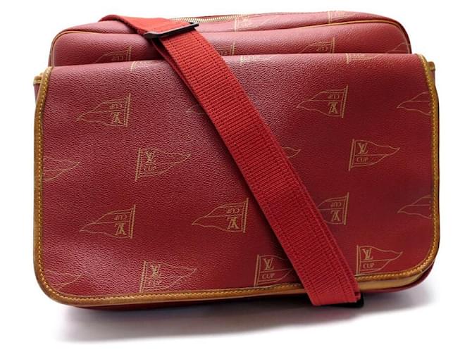 VINTAGE LOUIS VUITTON REPORTER ED LIMITEE AMERICAN CUP CANVAS CROSSBODY BAG Red Leather  ref.1079269