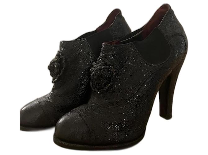 Cambon chanel boots camelia flower black Noir Cuir  ref.1079982