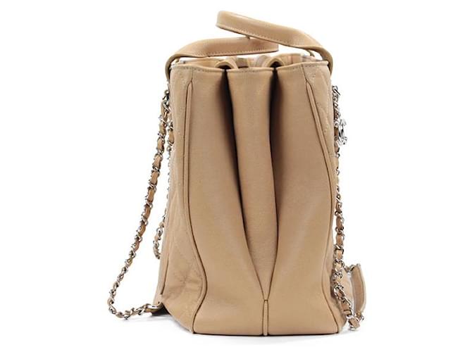 Chanel Handtaschen Beige Leder  ref.1080070
