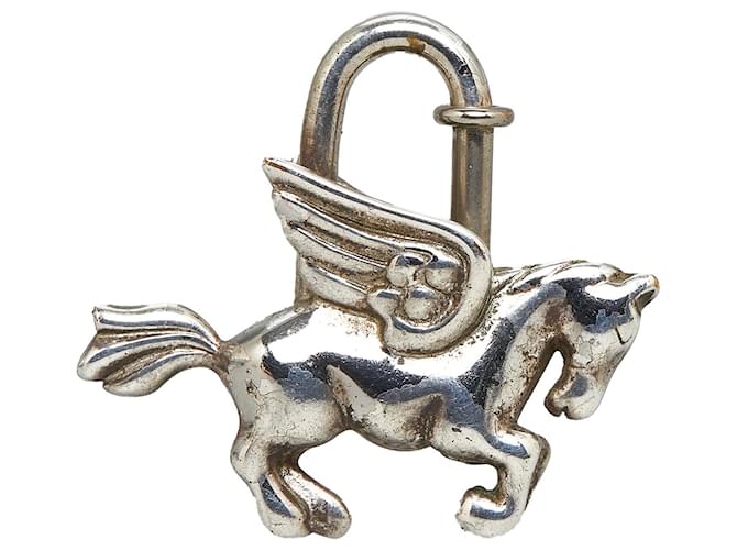Hermès Charme de serrure Hermes Silver Pegasus Cadena Métal Argenté  ref.1080333