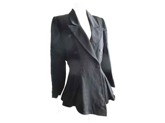 Apostrophe Basque jacket, Black wool, taille 40.