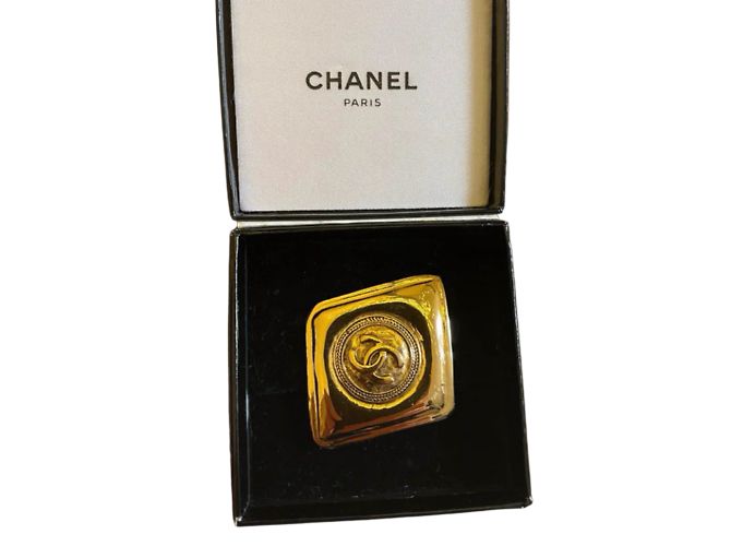 Spilla vintage Chanel D'oro