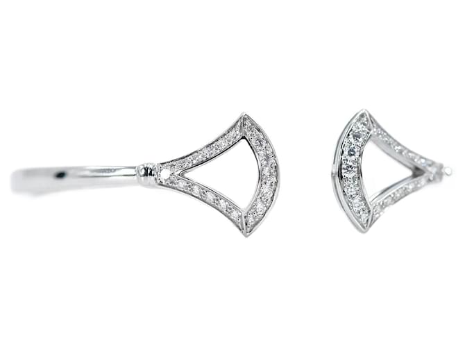 Bulgari 18k Gold Diva's Dream Bracelet Silvery Metal  ref.1081744