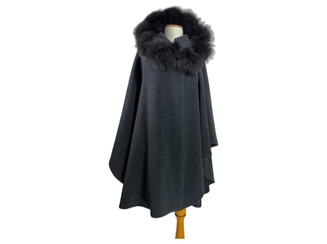 Autre Marque Coats, Outerwear Grey Wool Fur Polyamide Mohair  ref.1081770