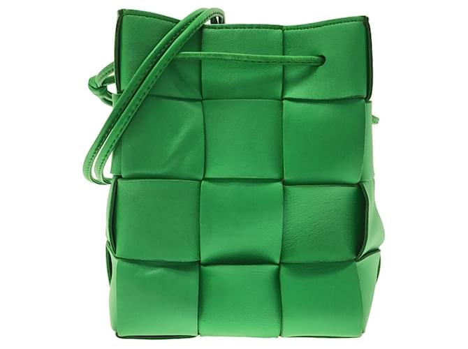 Bottega Veneta Green Small Intrecciato Cassette Bucket Bag Leather Pony-style calfskin  ref.1081833