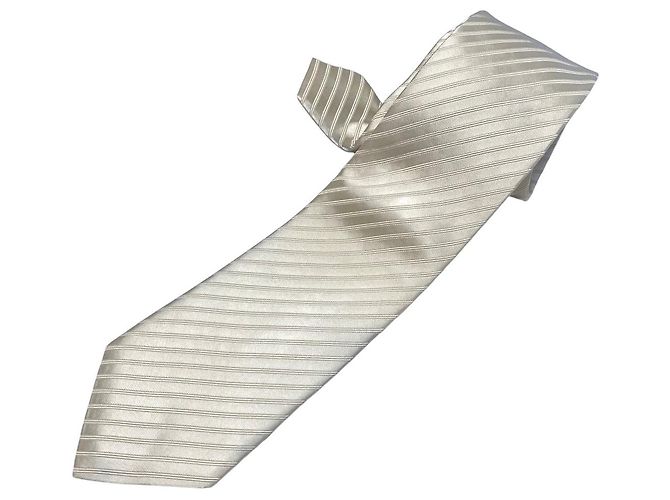 Etichetta Burberry Nera Crudo Seta