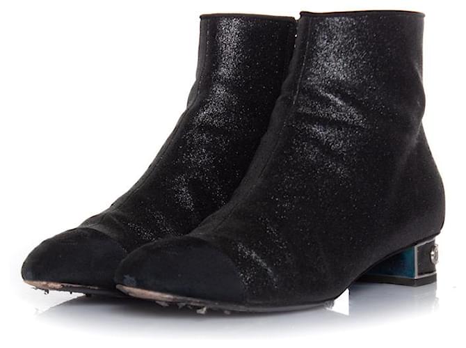 Chanel, Grosgrain cap toe short boots Black Leather  ref.1082814