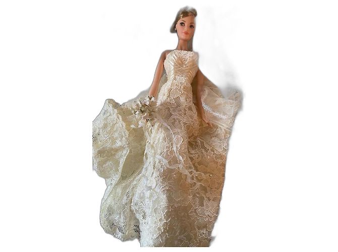 Autre Marque Poupée Barbie Carolina Herrera Bride Gold Label Multicolore