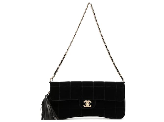 Chanel rare 02Un sac porté épaule à pompons Choco Bar Cuir Velours Plaqué or Noir  ref.1082999