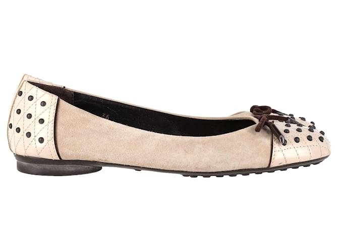 Tod's Studded Bow Cap Toe Ballet Flats in Beige Suede  ref.1086455