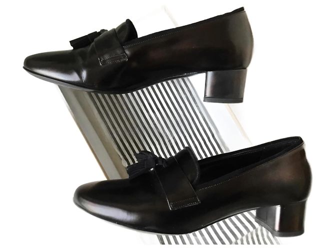 Vicini Tapee Bailarinas de Cuero Negro