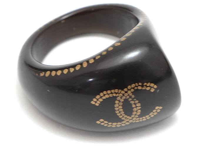 Coco Crush Chanel Coco ring Black Golden Acrylic  ref.1087082