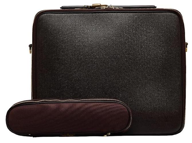 Louis Vuitton Taiga Odessa Bag M30836 Leather  ref.1087765