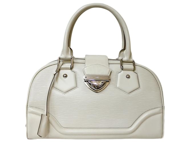 Louis Vuitton Montaigne White Leather  ref.1088265