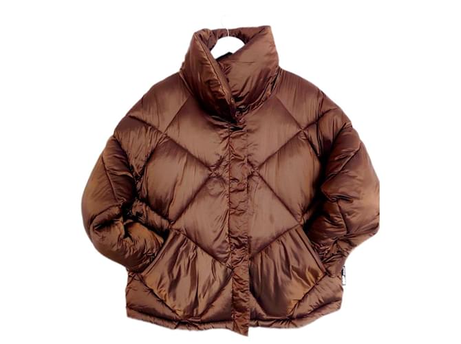 Autre Marque OOF WEAR Oversized quilted down jacket Brown Polyamide  ref.1088885