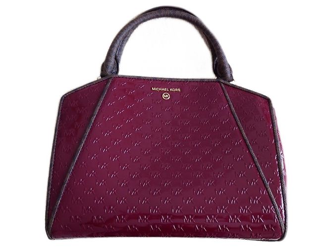 Bolso Michael Kors Cleo Burdeos de charol