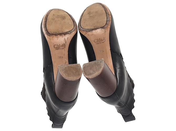 Chloé Chelsea-Stiefel mit Wellenschliff aus schwarzem Leder  ref.1089210