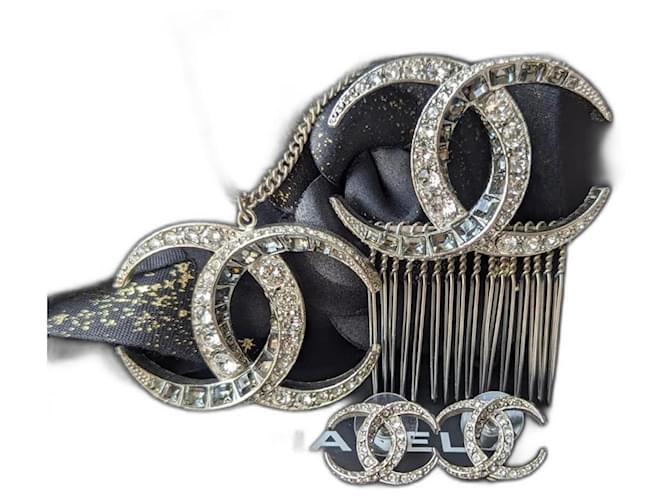 Chanel CC B15C Dubai Crescent Moon Logo SHW RARE conjunto collar pendientes Plata Metal  ref.1091101