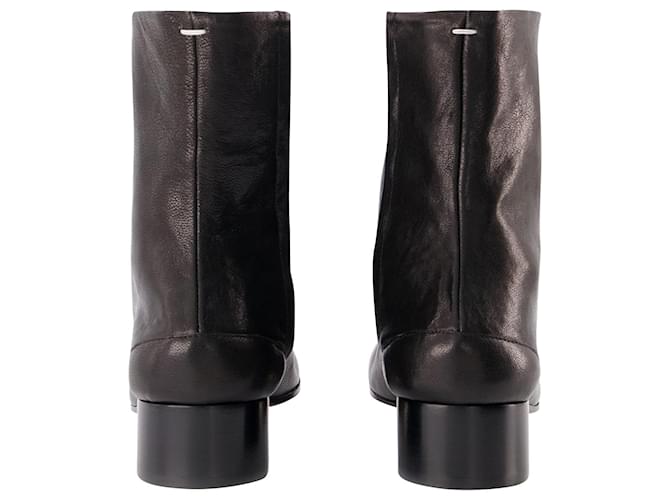 Maison Martin Margiela Ankle Boots Tabi H30 in Black Soft Vintage Leather Pony-style calfskin  ref.1092163