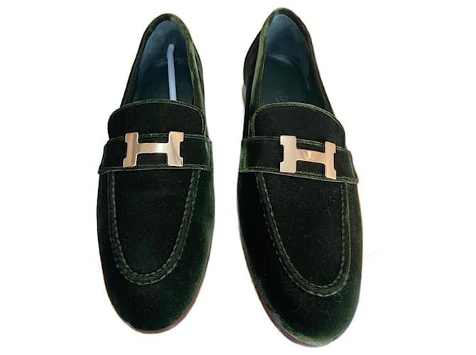 Hermès Hermes Paris loafers in green velvet  ref.1092496
